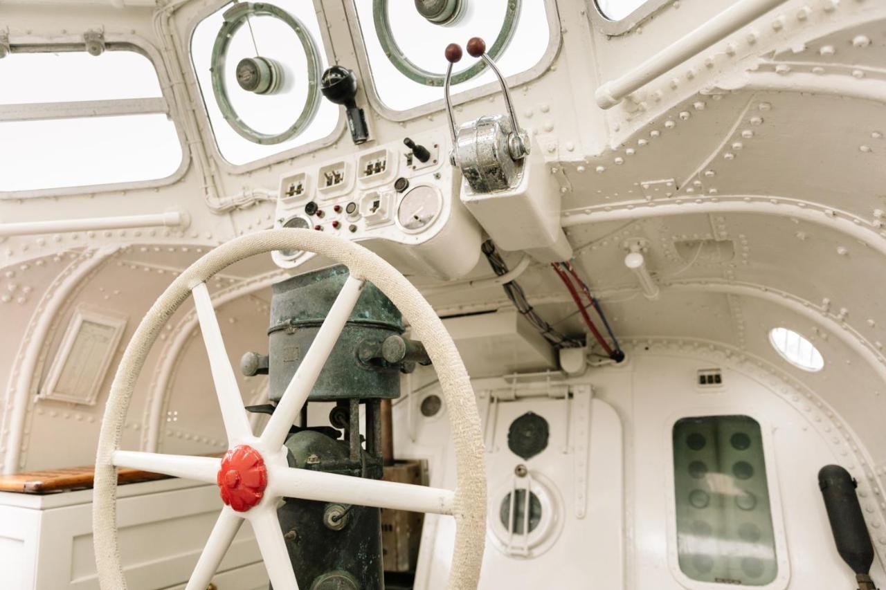 Reddingsboot Harlingen Boat Exterior foto