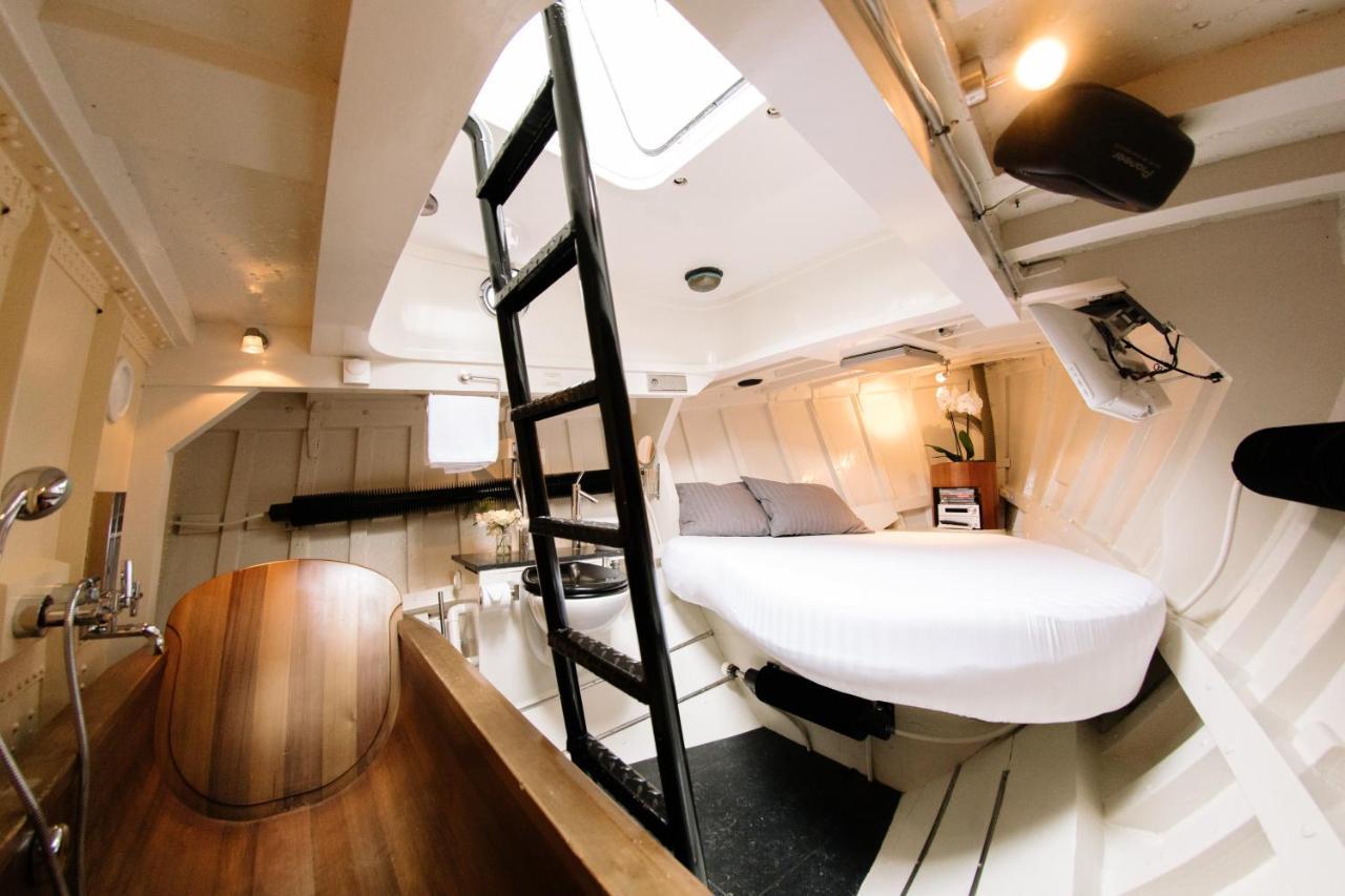 Reddingsboot Harlingen Boat Exterior foto